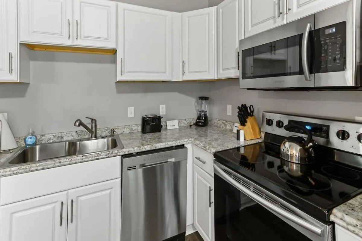 Villa Near Downtown Parks Dining Laid-Back On Leghorn Savannah